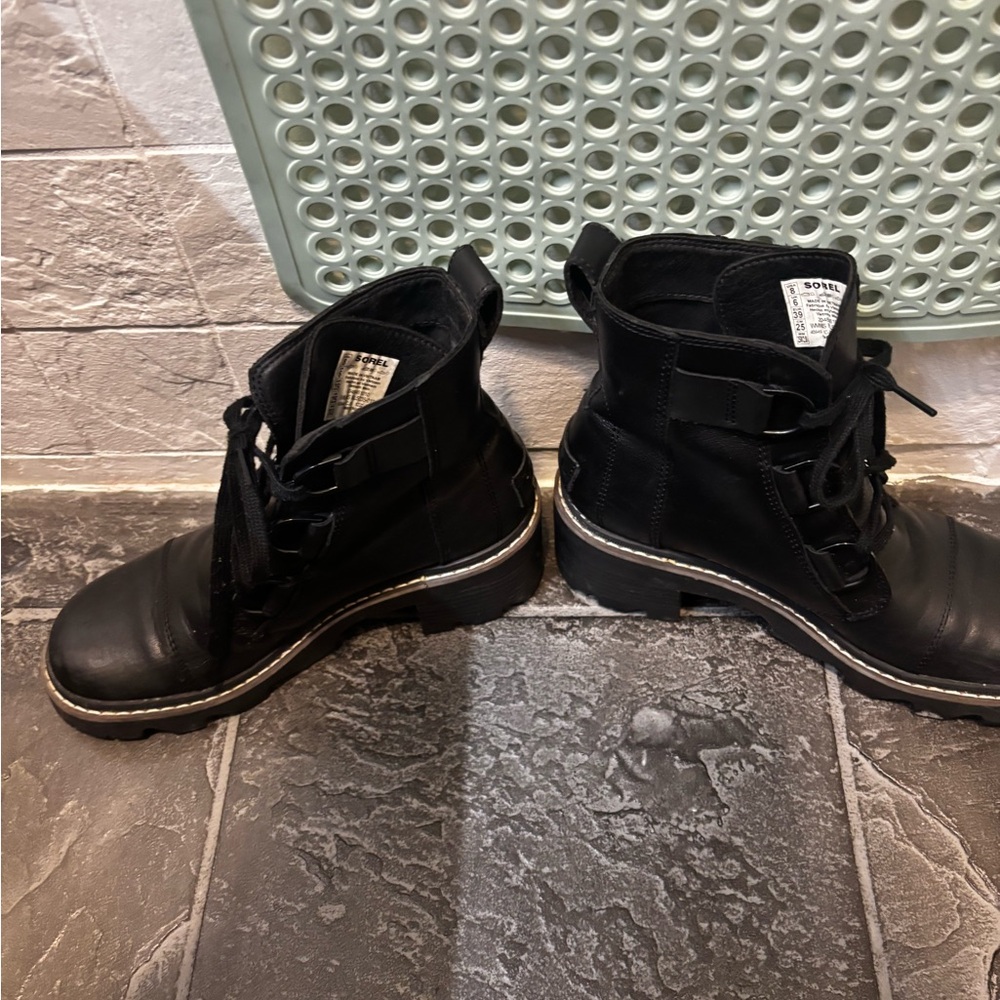 Sorel Black Lace-Up Ankle Boots - Picture 2 of 3